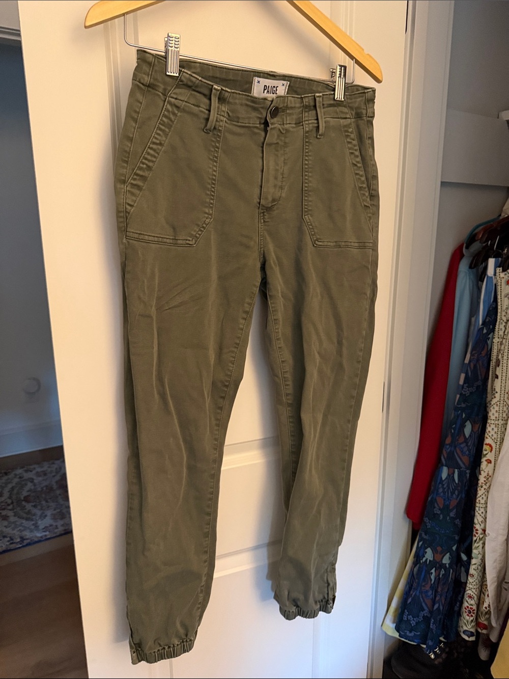 PAIGE Olive Green Cargo Jogger Pants size 27